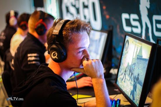 CLG碾压TSM，Ruler操刀奇招英雄翻盘全球总决赛3:2（广州）