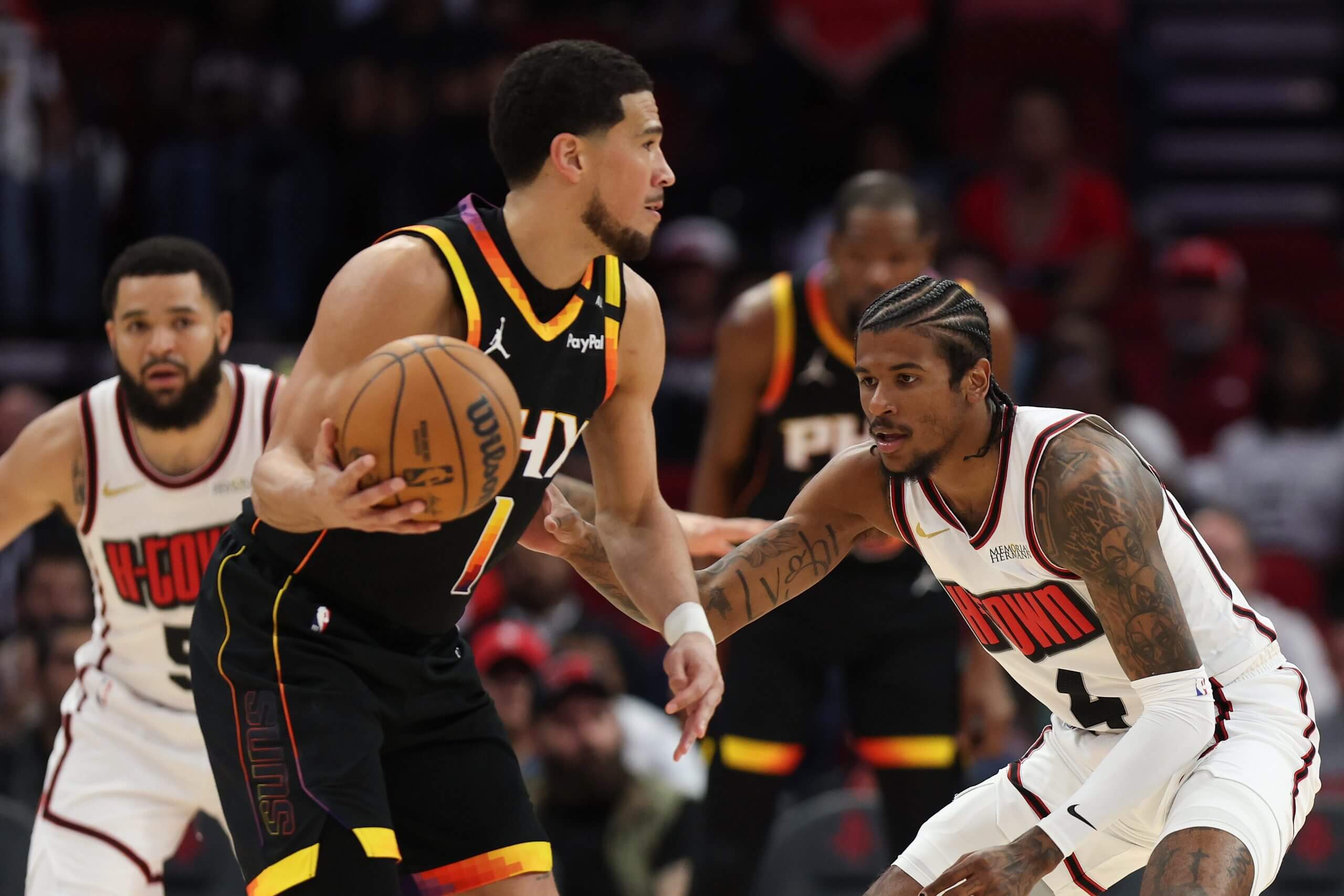 pg电子娱乐-火箭险胜湖人，利拉德精准绝杀的简单介绍