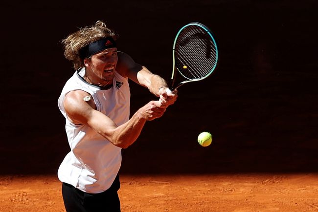 -德国网球队横扫美国网球队，兹维列夫高光表现的简单介绍