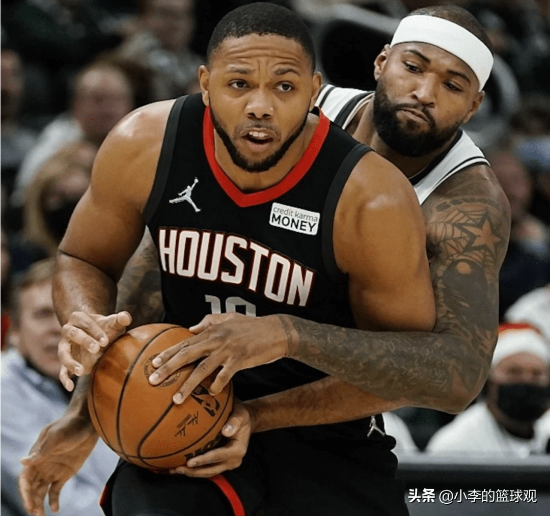 火箭战胜雄鹿,迈向胜利 火箭战胜雄鹿,迈向胜利