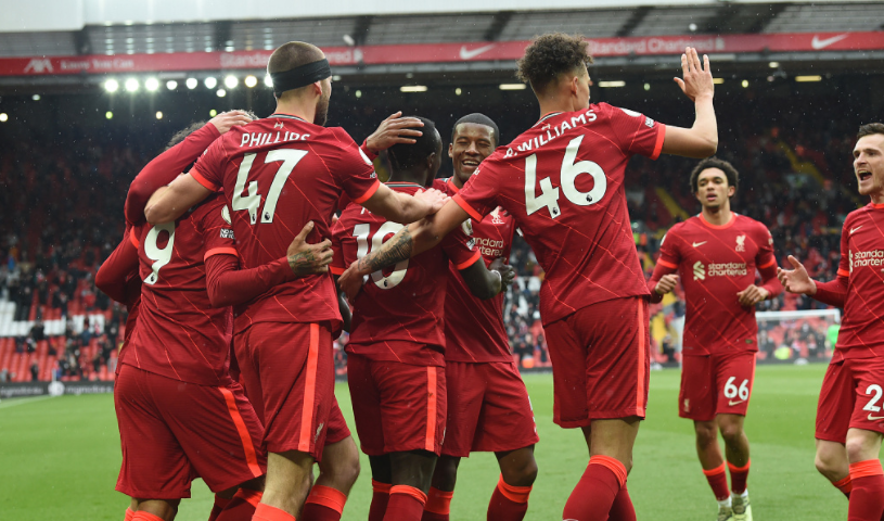 pg电子试玩-包含英超传奇谢幕，球迷泪洒赛场的词条