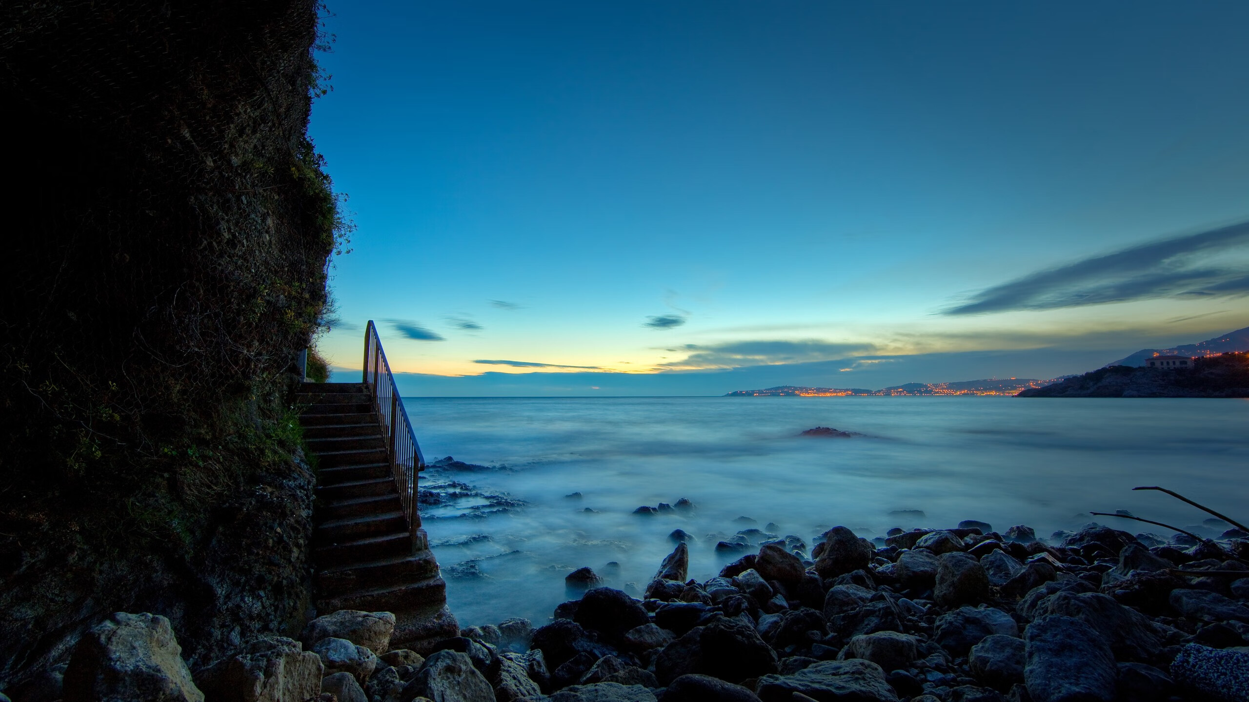 雄鹰撕裂蜂巢！字母哥轰62+18打出生涯封神之夜