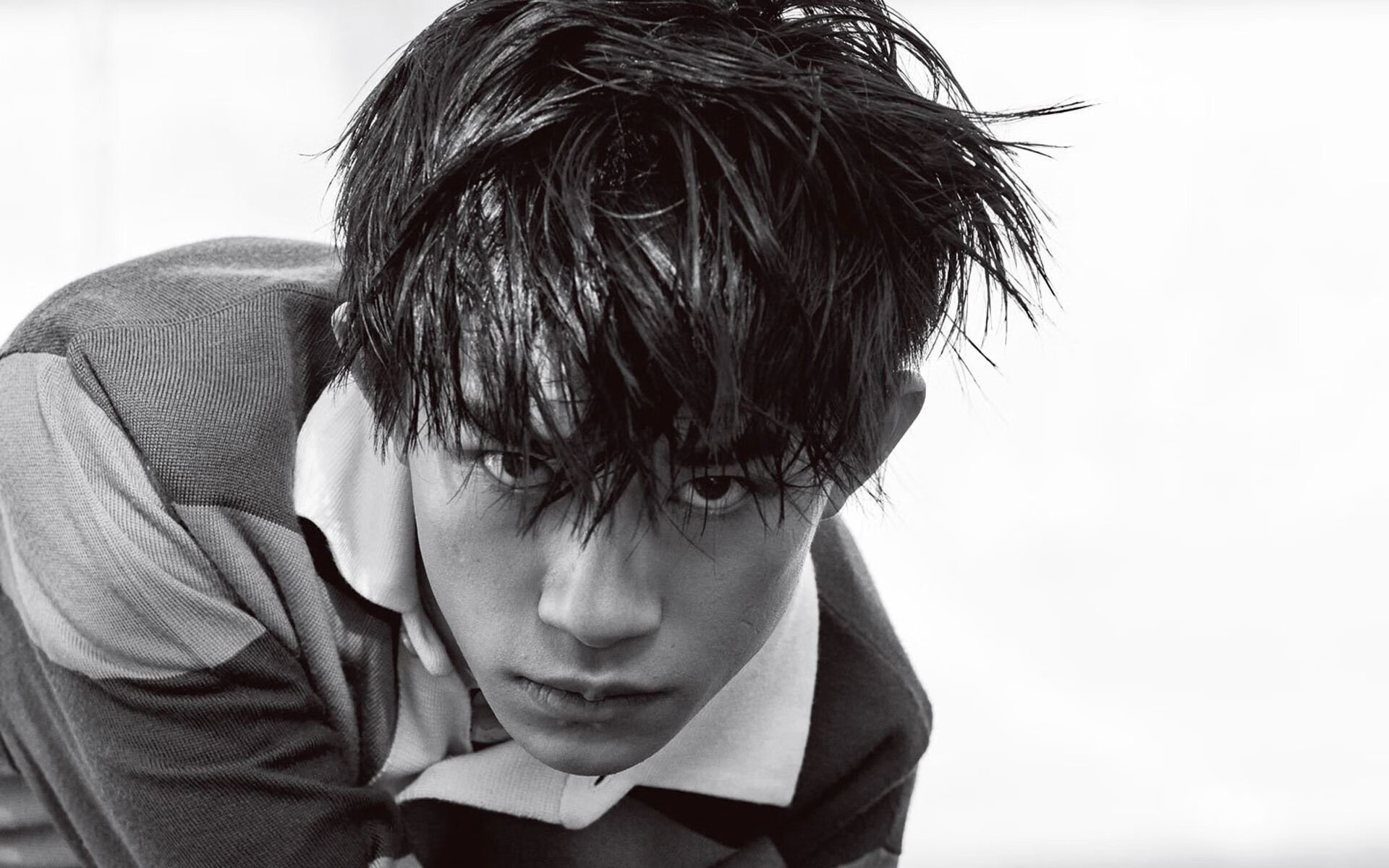 足球之夜的双重奏，意甲焦点战火爆碰撞，比利亚雷亚尔逆转土耳其球队铸就经典