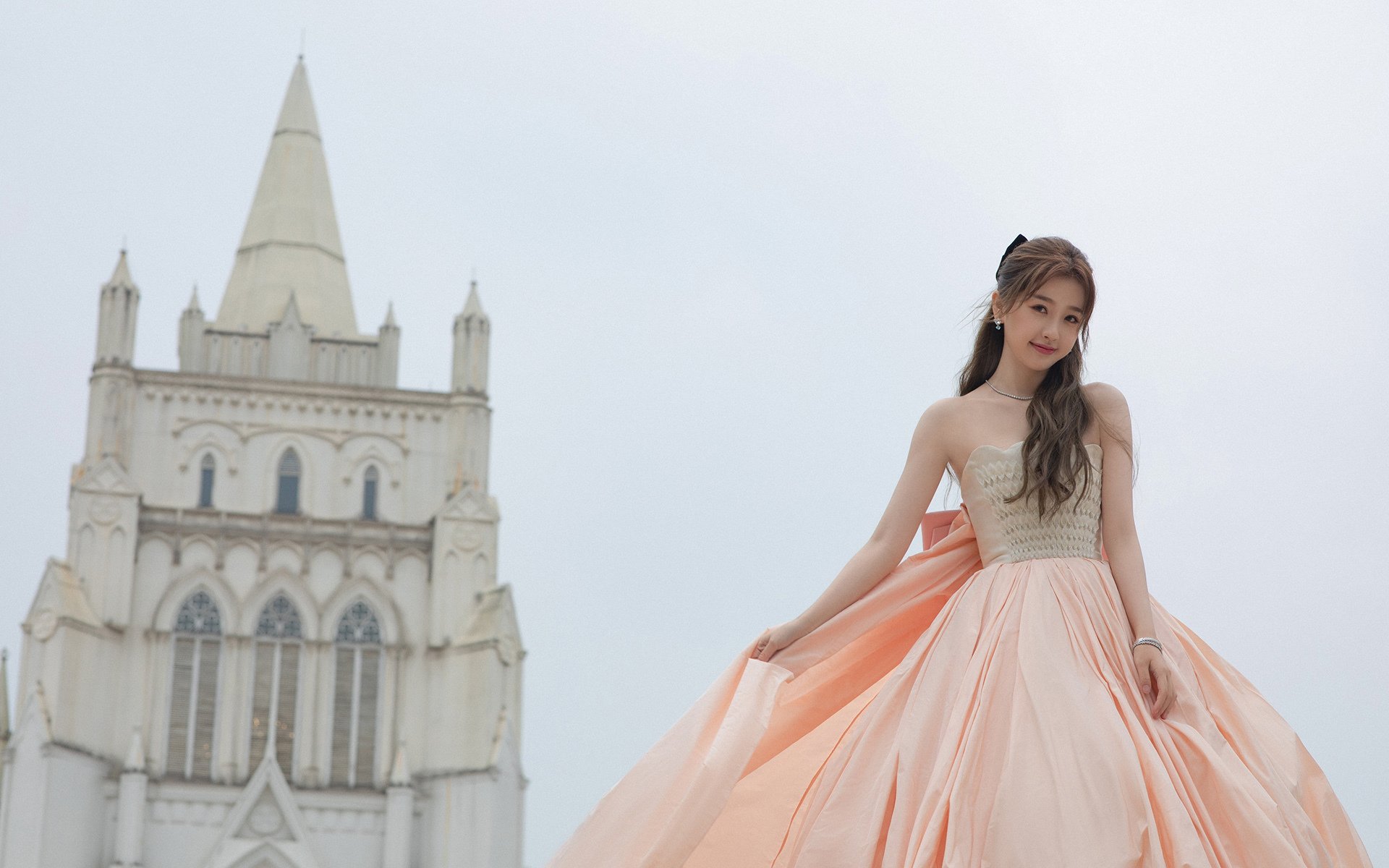 钢铁防线为法国提前晋级铺路，巴斯托尼爆发终结波兰悬念