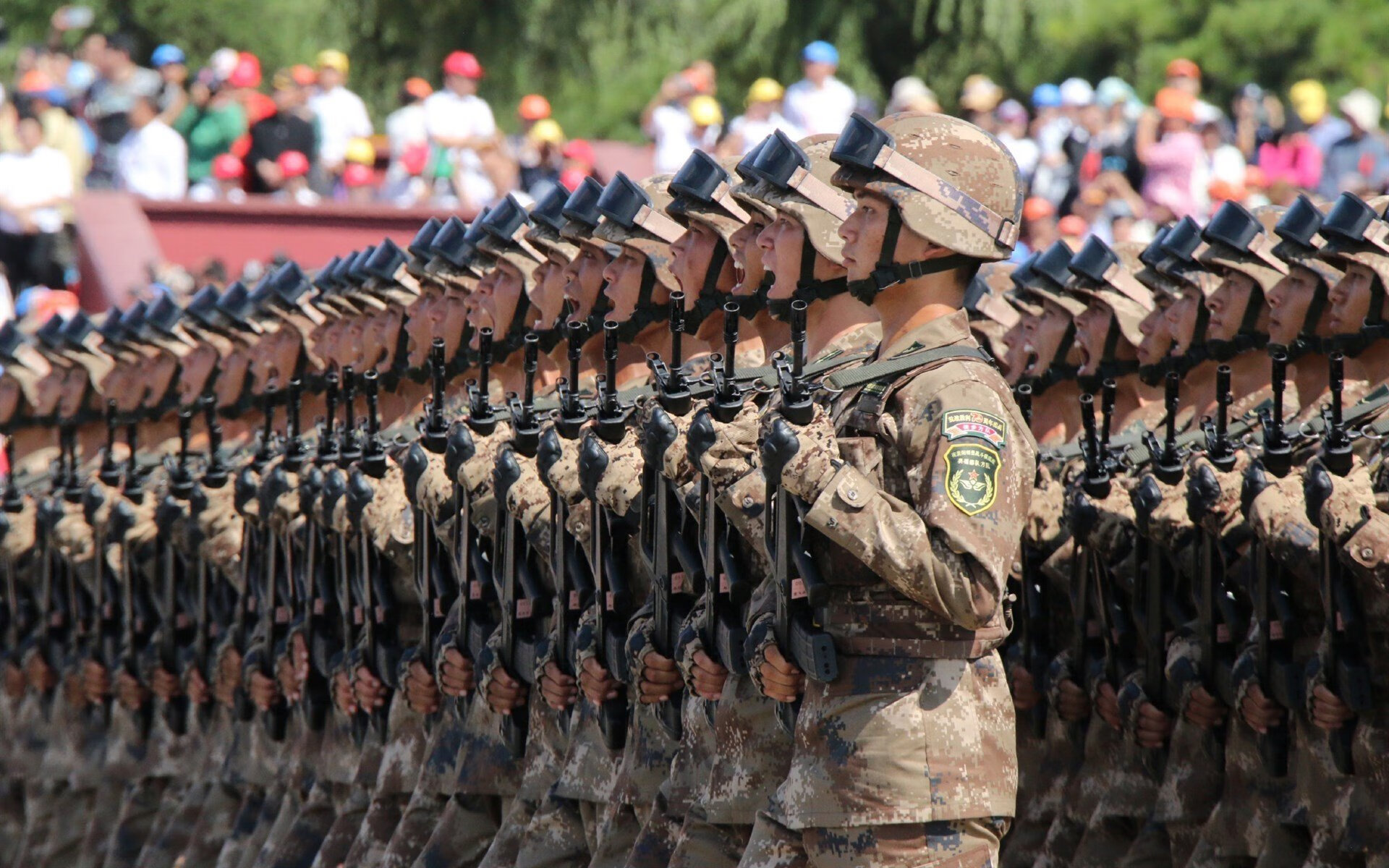 爱德华兹终场前超远三分绝杀！魔术险胜火箭迎三连胜
