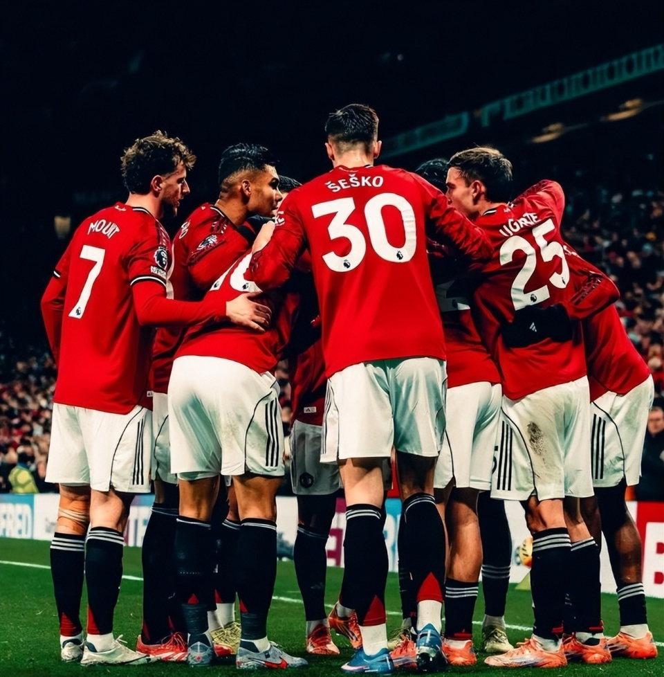 戈麦斯爆发，土耳其节奏掌控曼联